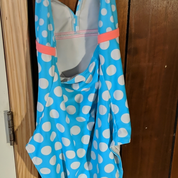 Bathing suit - Picture 2 of 2